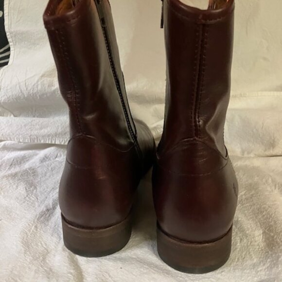 Frye Melissa Button Short - Picture 3 of 10